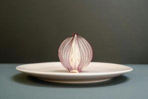Are Onions Toxic to Cats If Eaten - Featured image