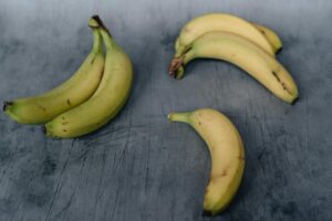 Can Cats Eat Bananas Safely - Featured image