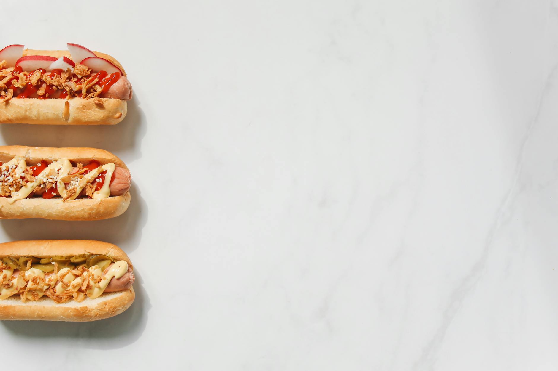 Why Some Cats Prefer Dog Food Over Their Own