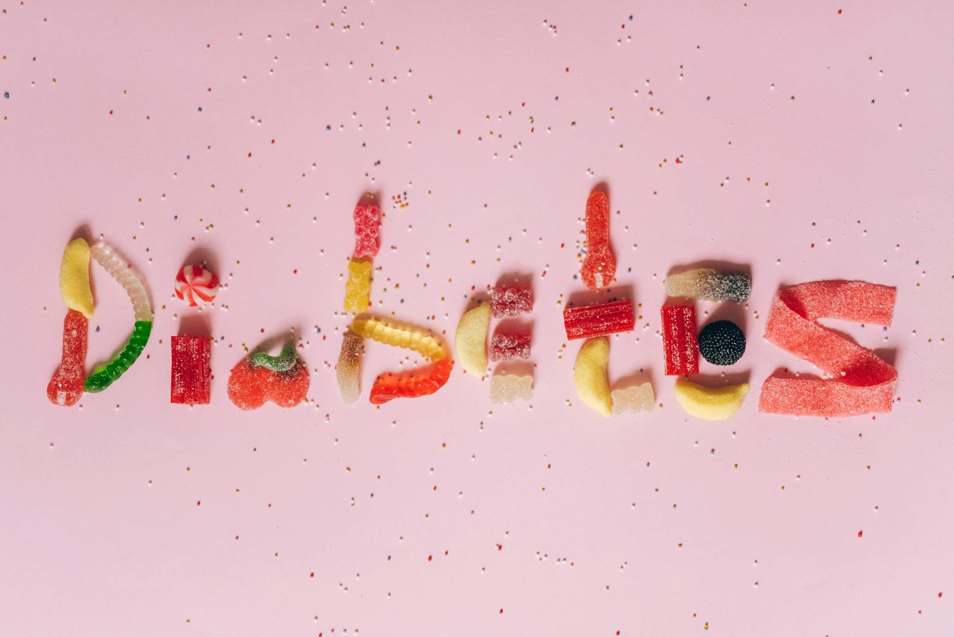 Can Cats Eat Candy Safely - Featured image