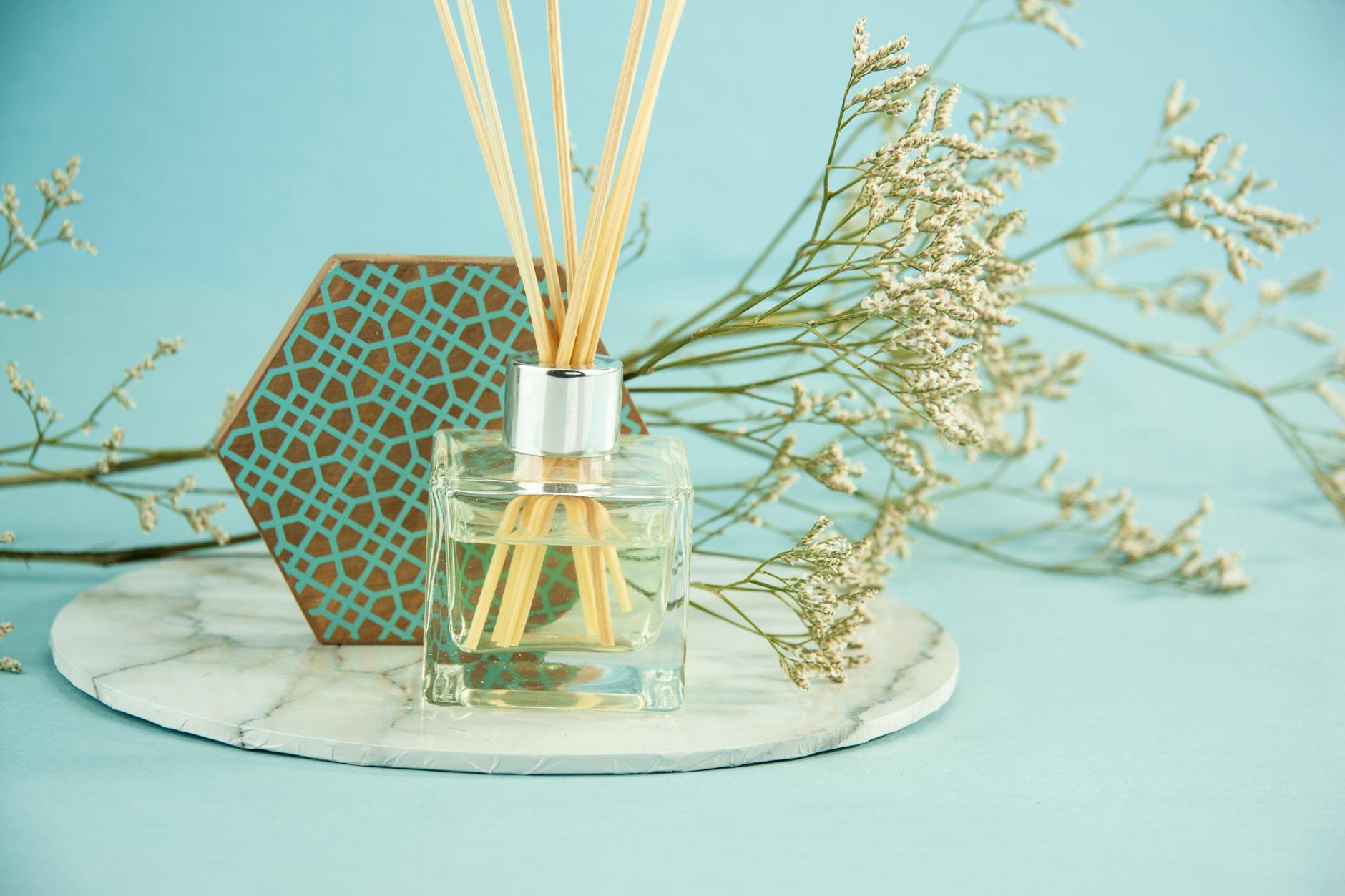 Lemon Essential Oils, Diffusers, and Hidden Household Dangers
