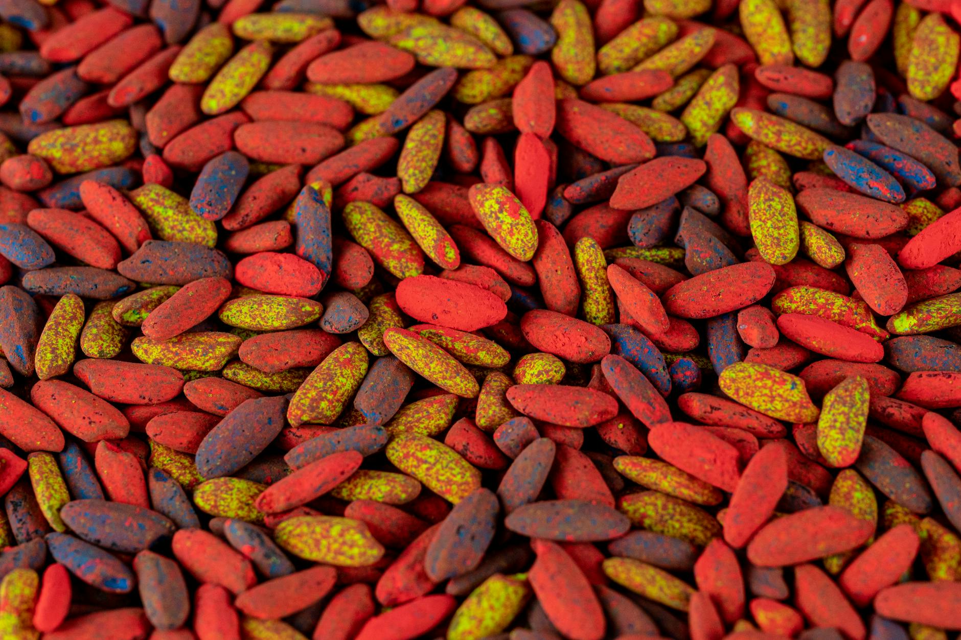 Do Apple Seeds and Peels Contain Harmful Toxins?