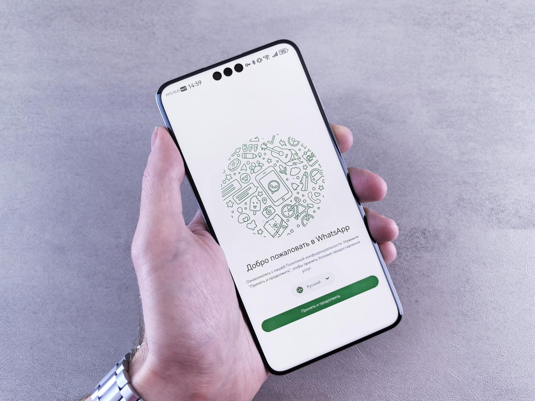 How the Whisker App Connects to Your Litter-Robot 4