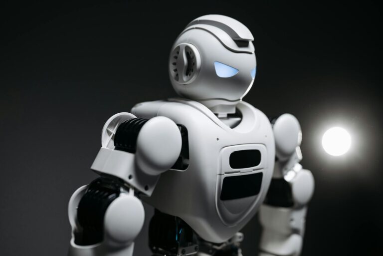 Litter-Robot 4 Blue Light Issue Could Be Sensor Related - Featured image