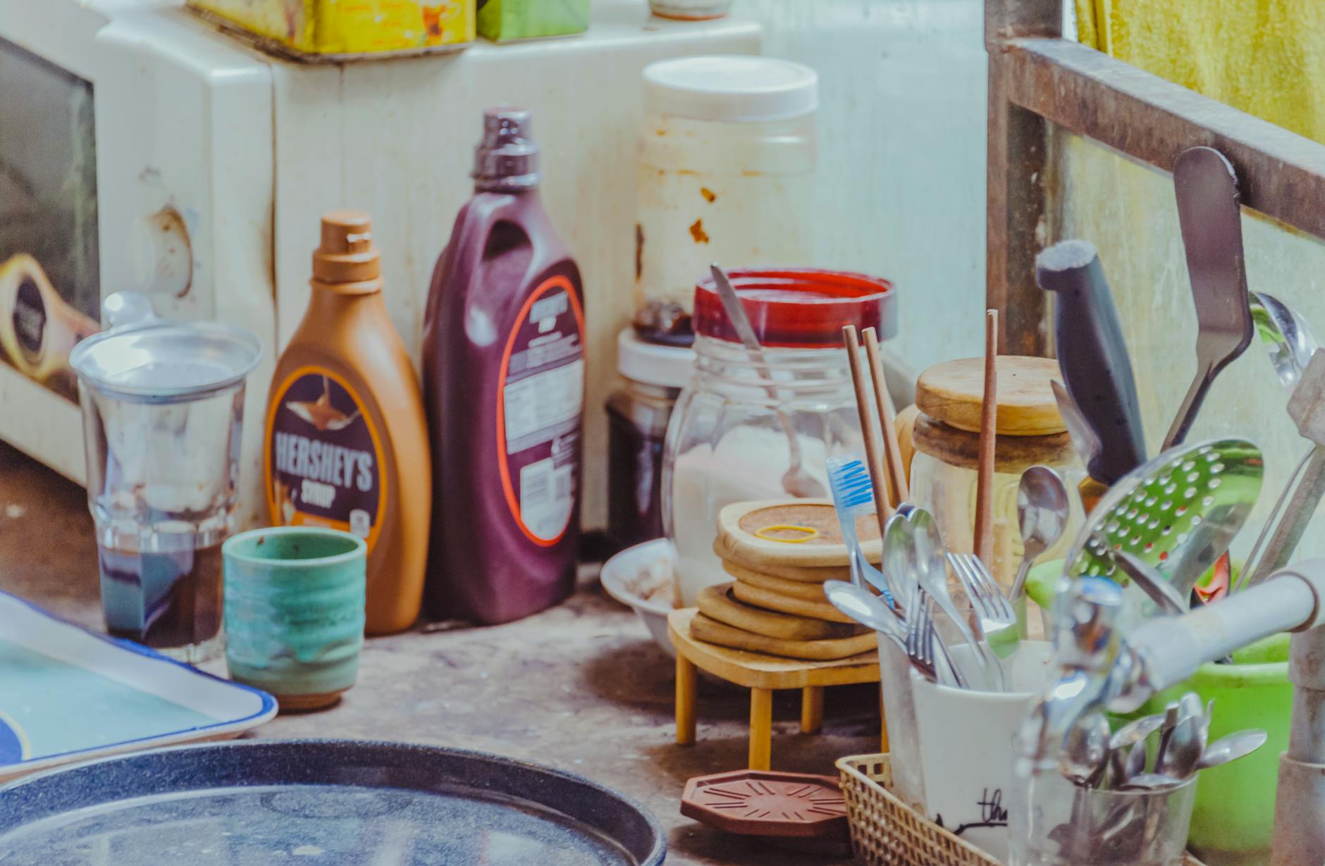 Common Kitchen Toxins and Injury Sources